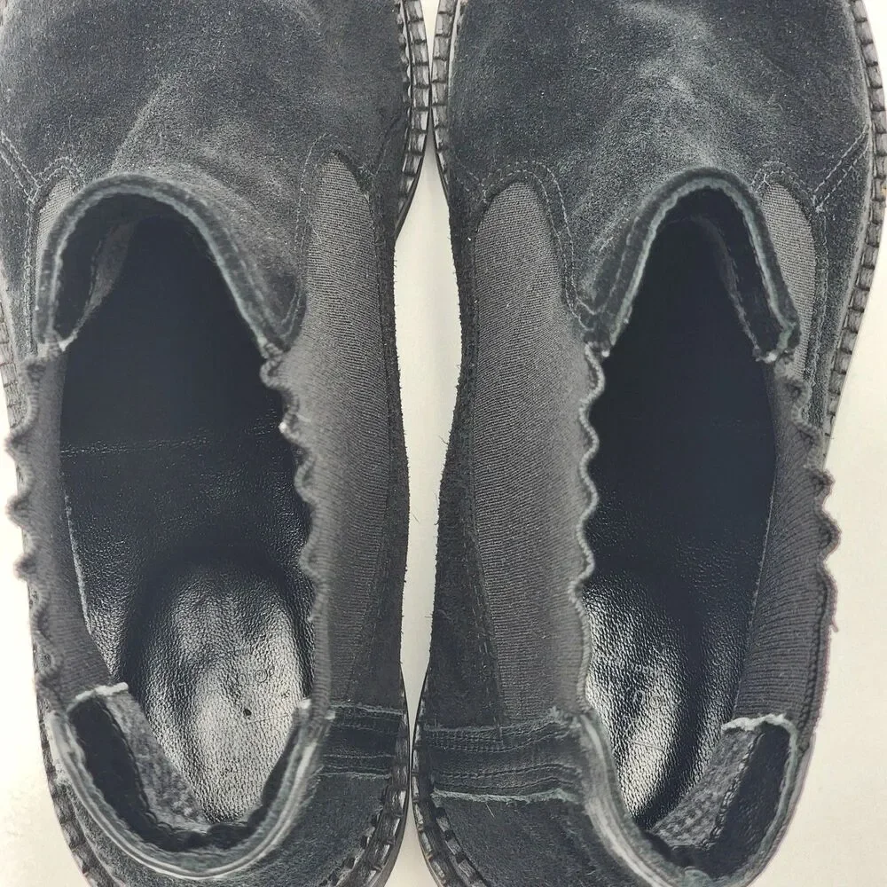 Aquatalia chelsea suede